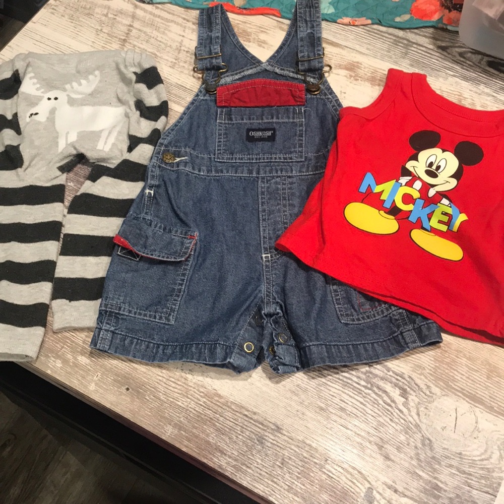 9-12 month lot of clothes